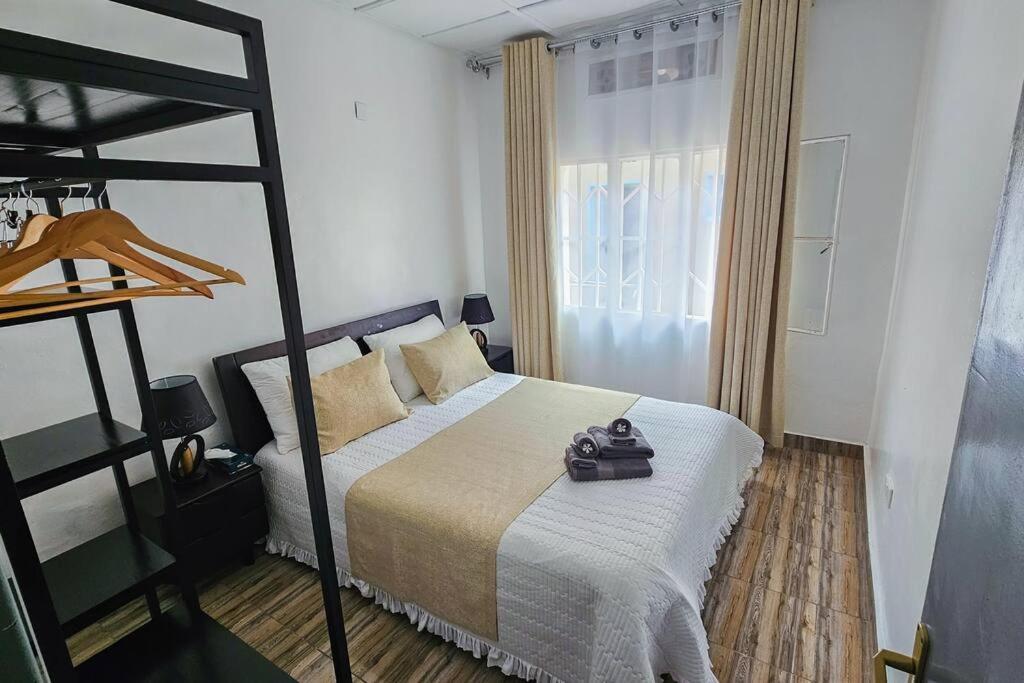Complete 4-Bedroom House Facing Kigali Golf Course Bagian luar foto